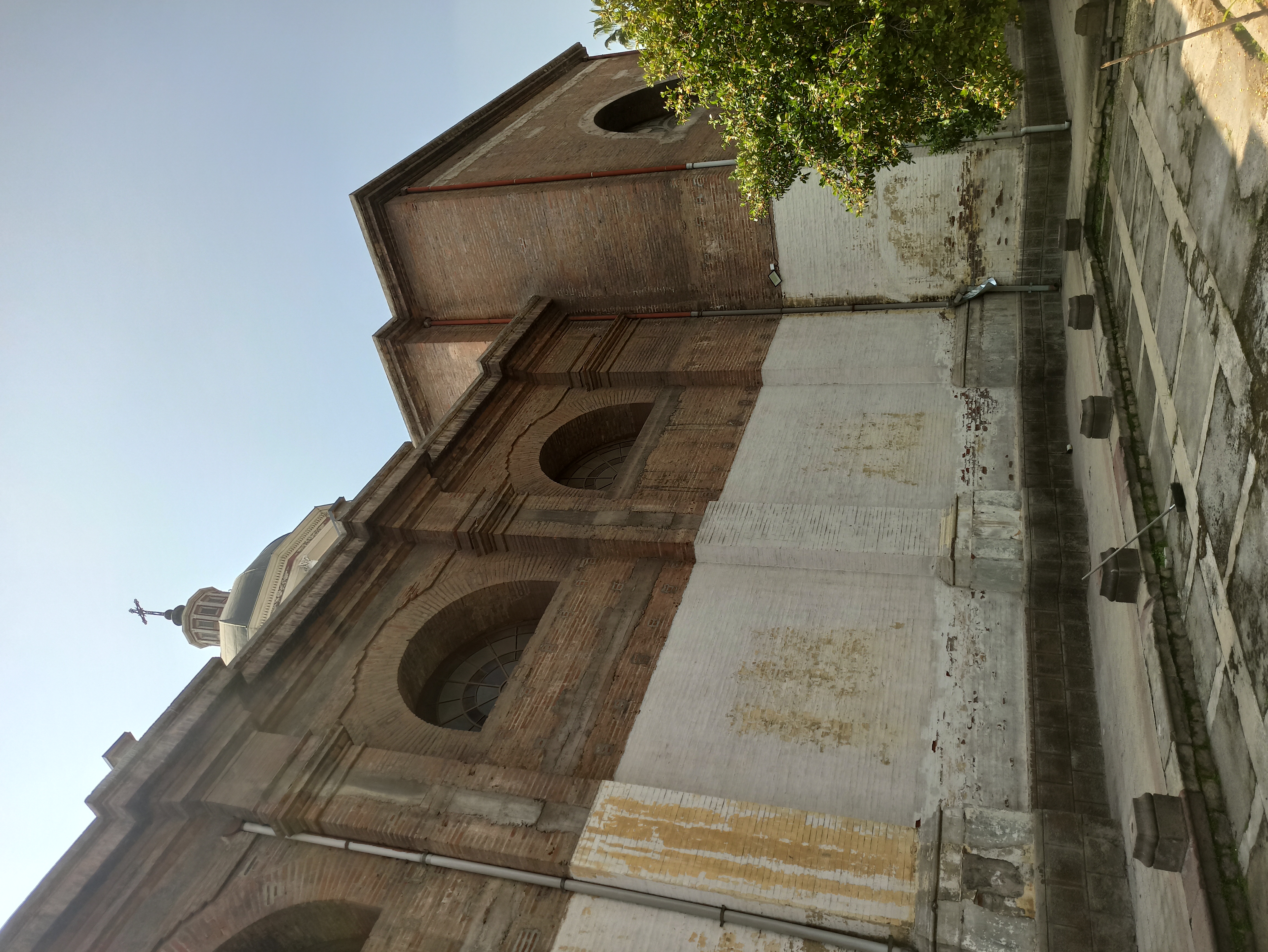 Iglesia Recoleta Domínica Uso de refuerzos