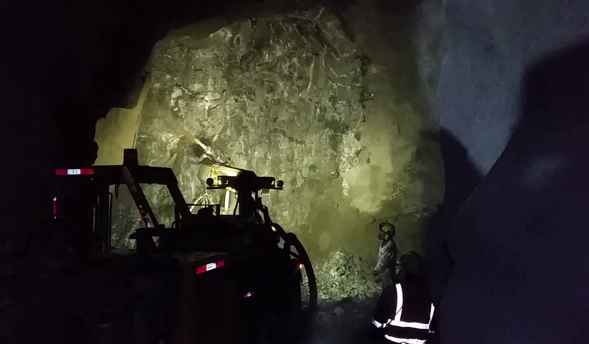 R Tuneles sostenibles Fibras en minería